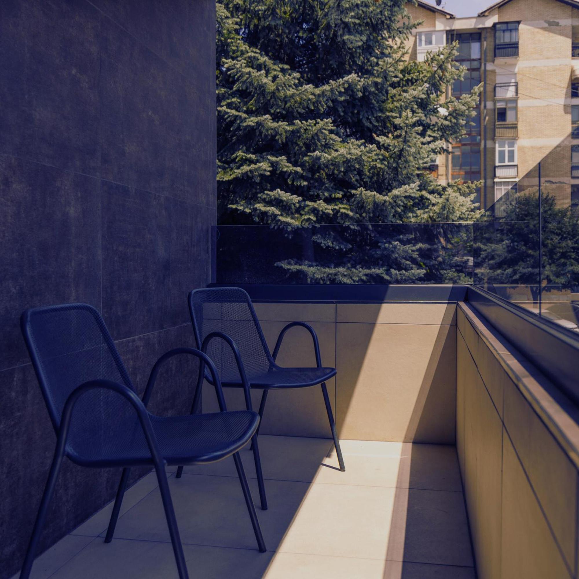 Hotel Solo 127 Prizren Bagian luar foto