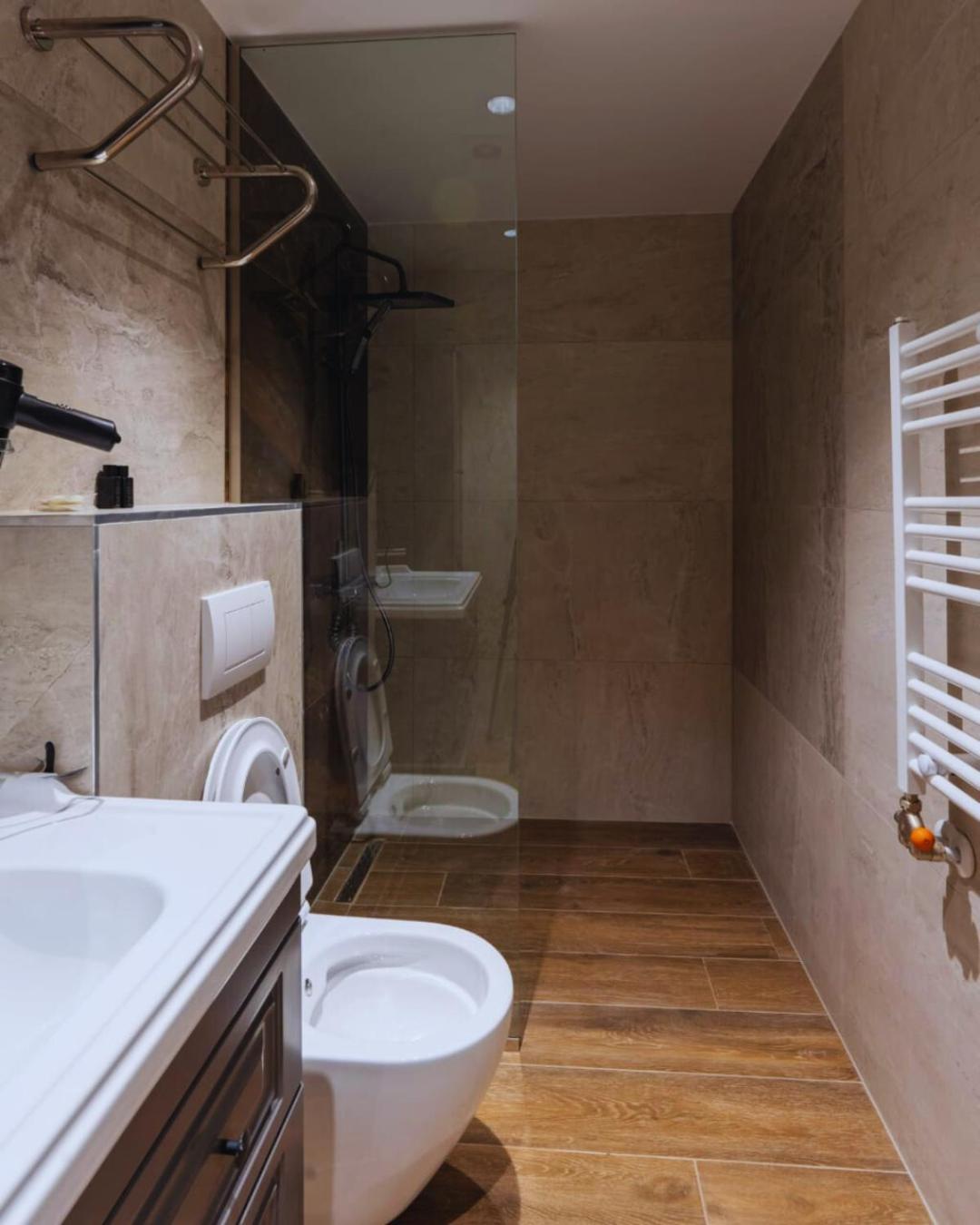 Hotel Solo 127 Prizren Bagian luar foto